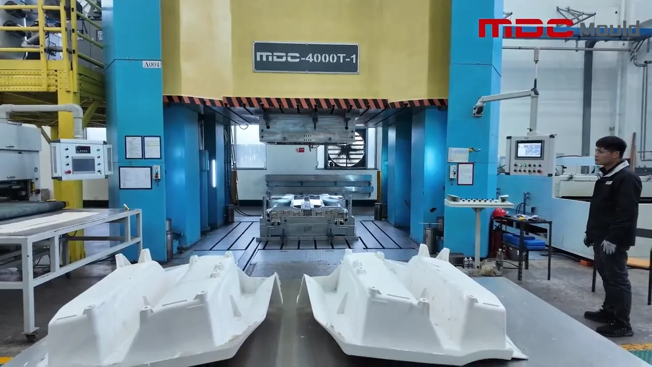 Moules de Compression Composites avec Finition Chromée Avant Expédition